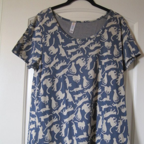 Lularoe Jacquard Knit Cat Classic Tee - Picture 1 of 6
